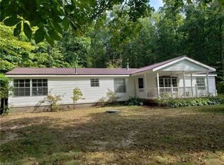 2406 Atkins Rd, Geneva, OH 44041