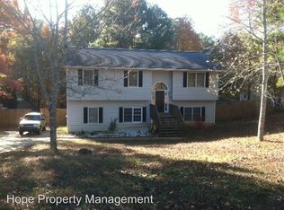 210 Widgeon Dr, Newnan, GA 30263