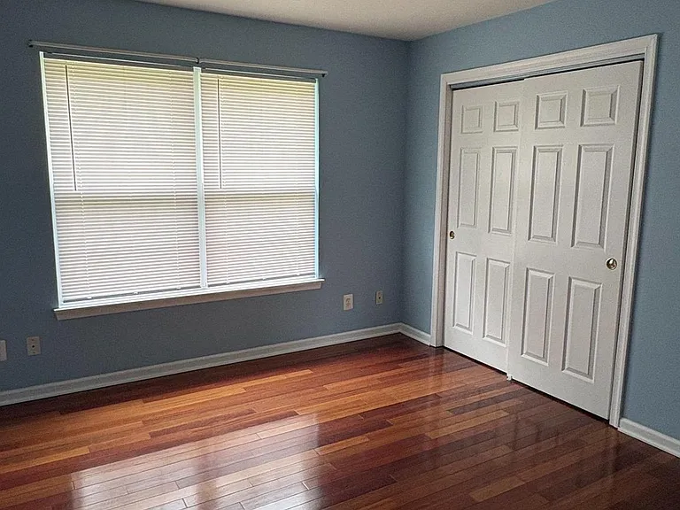 8061 Station Rd — Photo 17