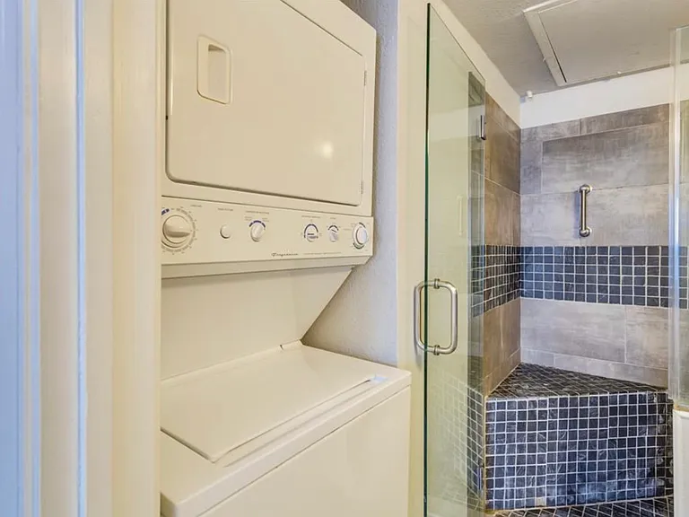 3121 Sondra Dr #206 — Photo 23