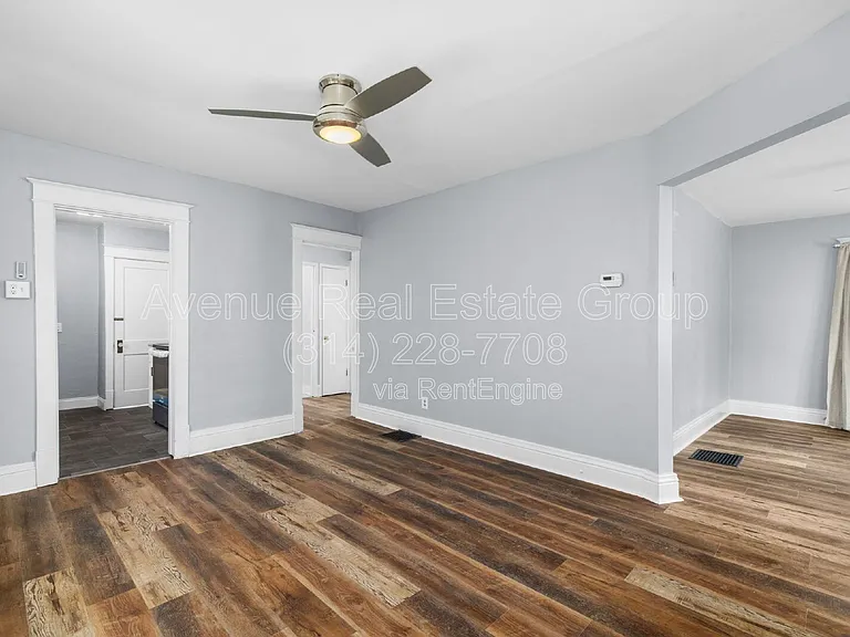 8009 Monroe Ave — Photo 15