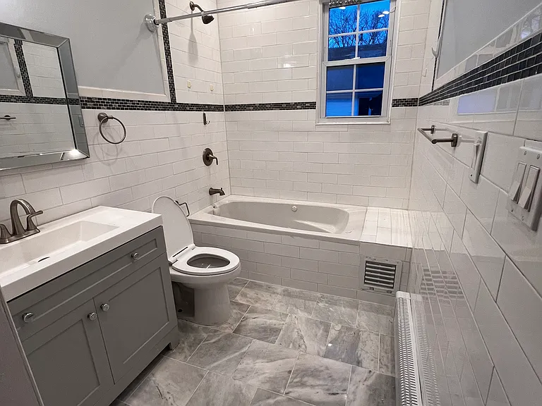 18 Fir St #1 — Photo 9