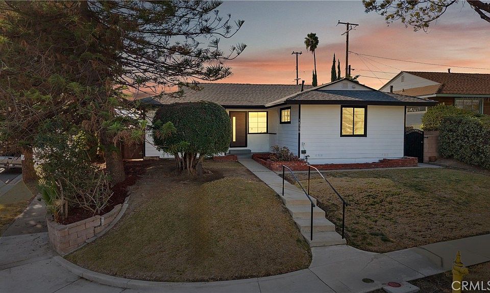 1st image of 14758 San Esteban Dr
