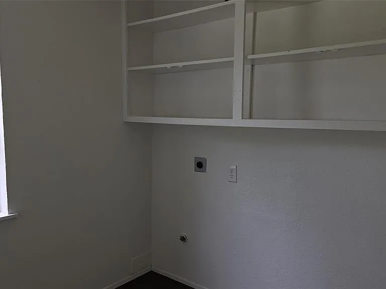 2474 Joe Davis Rd — Photo 12