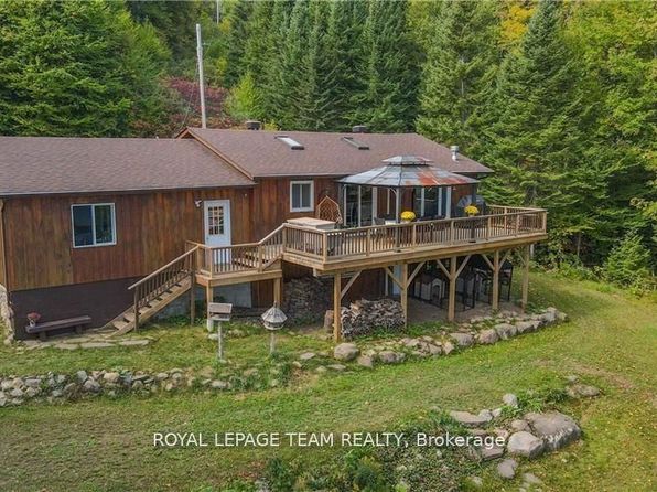 737 D Mitchell Rd, Madawaska Valley, ON K0J 1B0