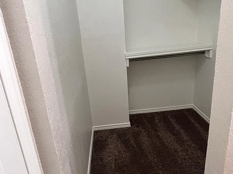 Las Violetas Apartments — Photo 52
