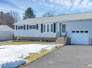 110 Meadow Lark Rd, Naugatuck, CT 06770