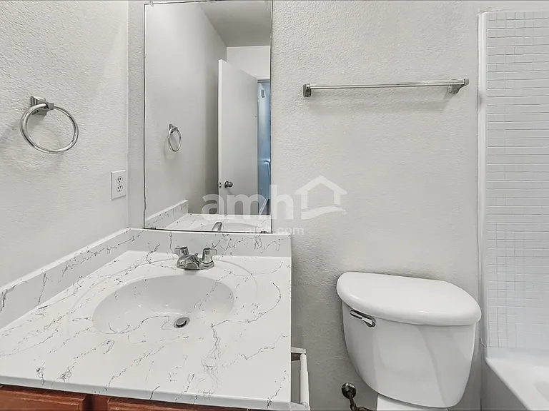 2014 Kingsbridge Dr — Photo 13