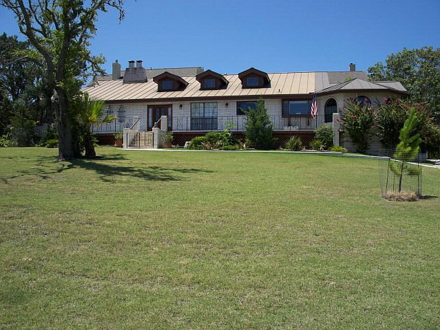 1st image of 213 Riverhill Blvd