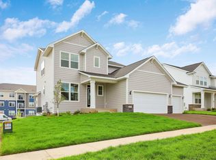 642 Elizabeth Way, Hudson, WI 54016