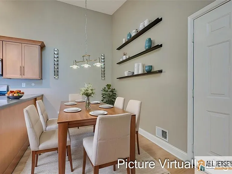 268 Kempsey Dr — Photo 10