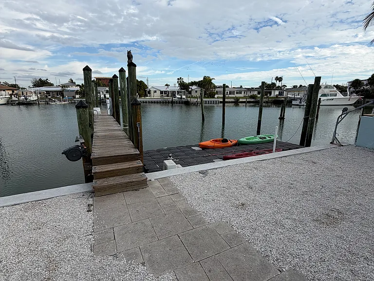 509 S Bayshore Dr #1 — Photo 7