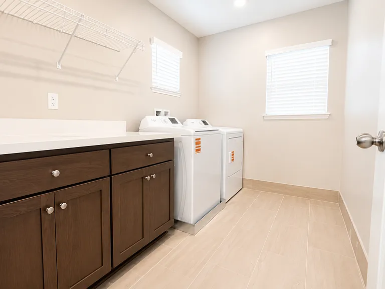 188 Fairview Ave — Photo 17