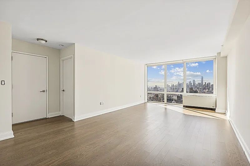 1st image of 125 W 31st St APT 51G