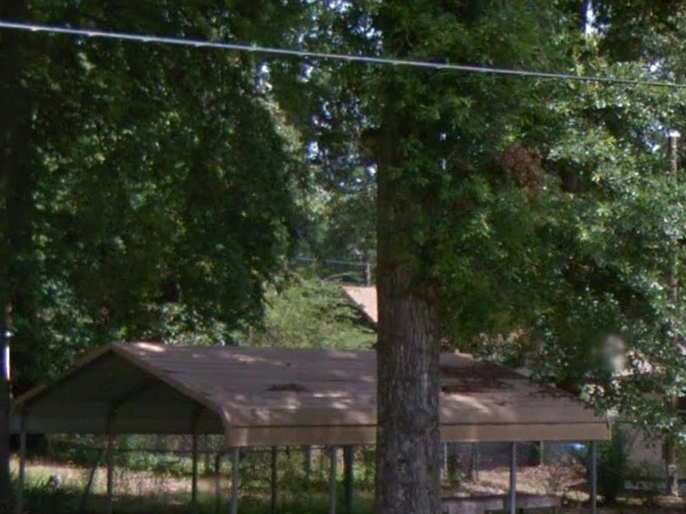 2nd image of 14203 Lone Pine Trl