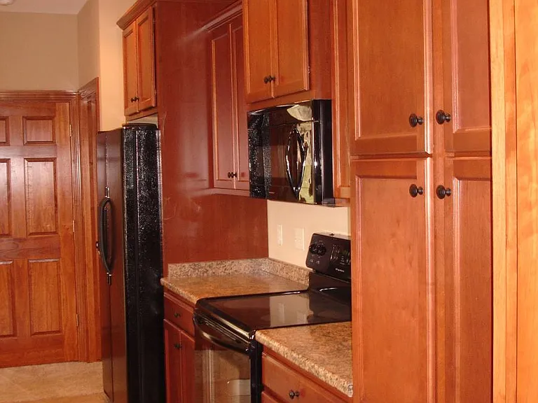 504 Century Oak Dr — Photo 4