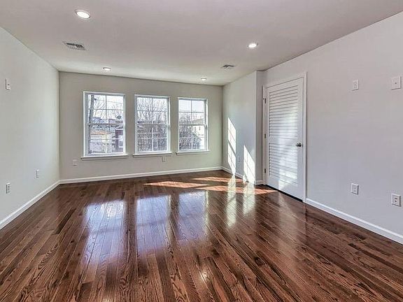 Living room / Dining room combo