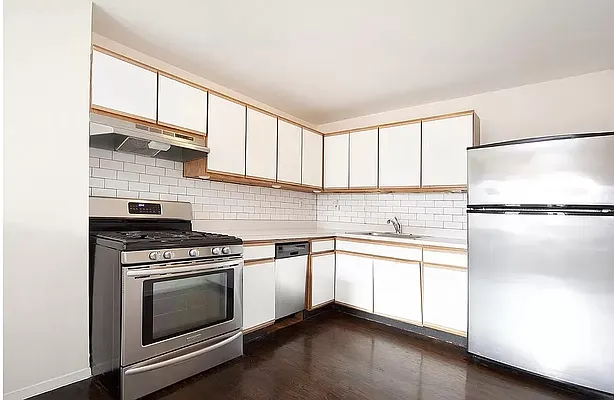 Rented by REAL New York | media 3