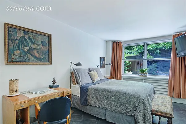 Sold by Corcoran | media 15