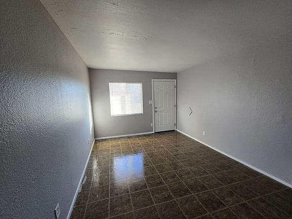 4th image of 2302 & 2304 E Broadway Rd #2302-A