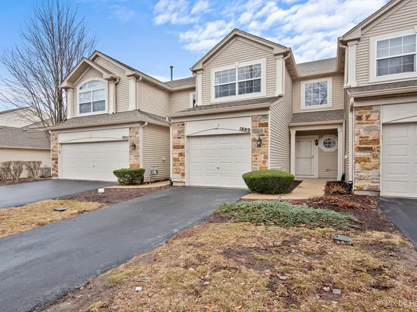 1889 Stoneheather Ave, Aurora, IL 60503