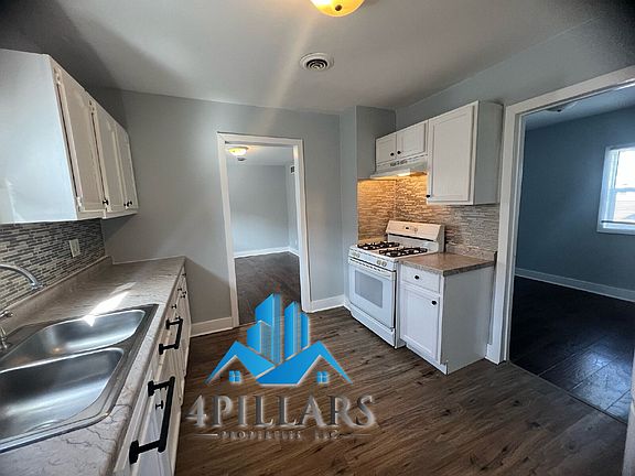 3rd image of 1120 W 150th St #2R