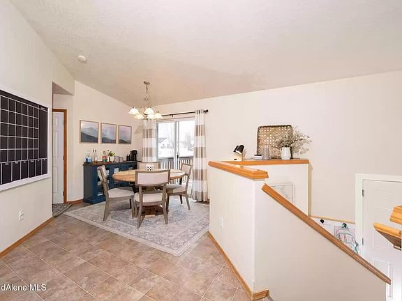 5th image of 2341 N Mackenzie Dr