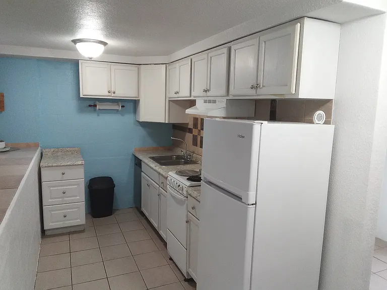 710 Delmar St #1 — Photo 6