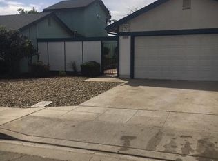 2669 N Selland Ave, Fresno, CA 93722