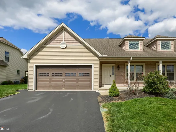 45 Patience Ln, Ephrata, PA 17522