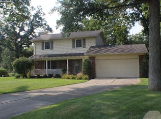 9220 Timberline Ct, Grand Blanc, MI 48439