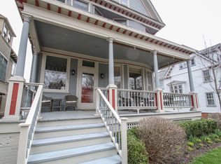 3244 N Hackett Ave, Milwaukee, WI 53211