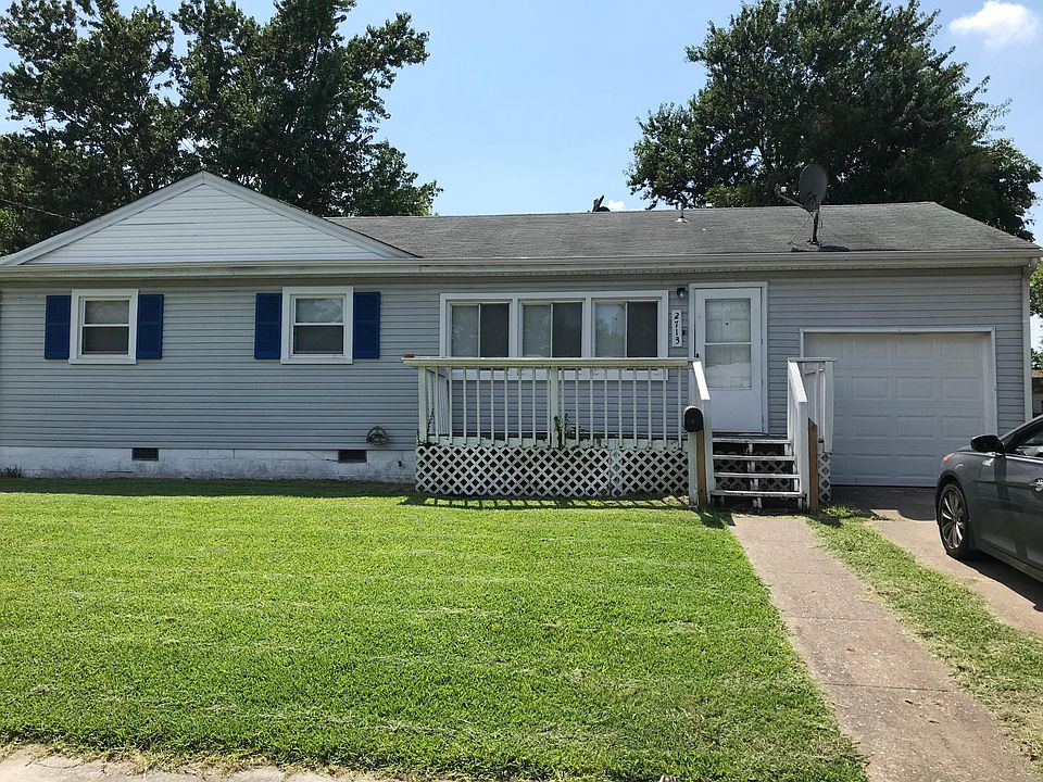 2nd image of 2713 Spruce St