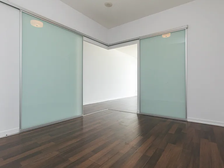38 Joe Shuster Way — Photo 23