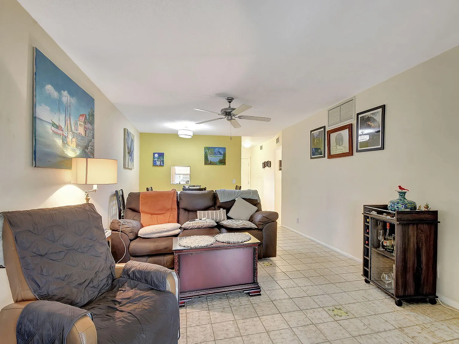 2 bed, 2.0 bath, 870 sqft, $1,500 — Photo 2