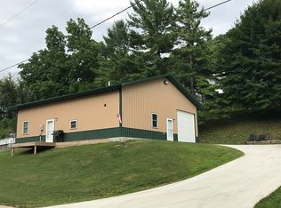 150 Shaw St, Lansing, IA 52151