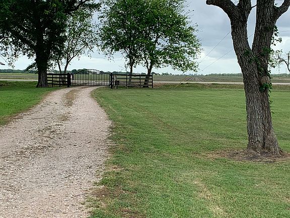 Gated front w keypad