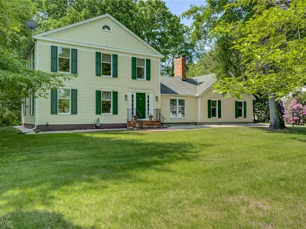 5636 Banbury Oval, Madison, OH 44057