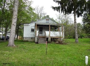 279 Pond St, Hollidaysburg, PA 16648