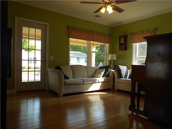 4th image of 610 5th St