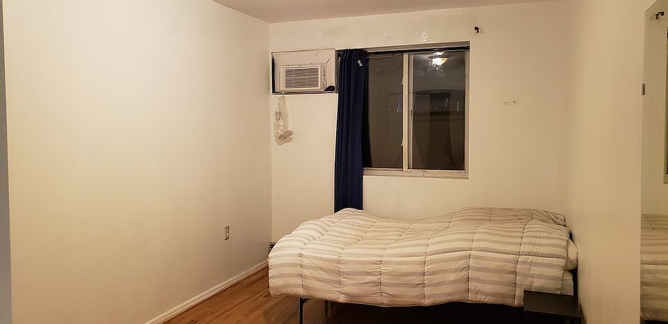 1st image of 3747 59th St #4B
