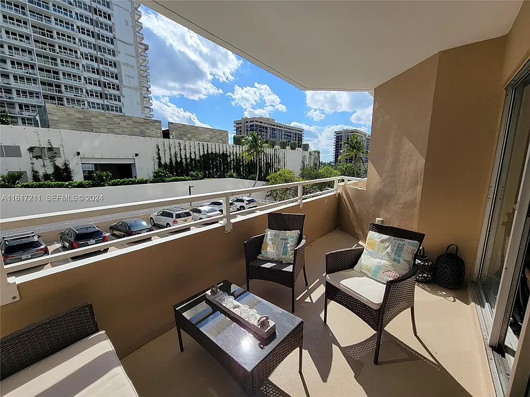 1980 S Ocean Dr #2C — Photo 12