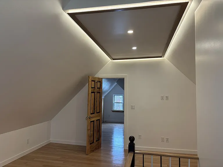 31-19 23rd Ave #2 — Photo 4