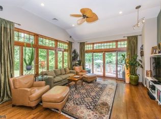 31 Old Orchard Rd #1-A, Morristown, NJ 07960