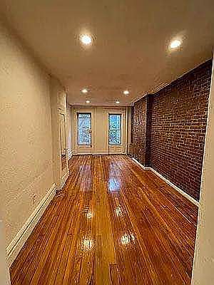 1st image of 324 W 43rd St APT 3C