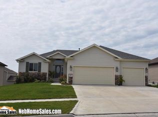 2821 Forest Ave, Lincoln, NE 68506