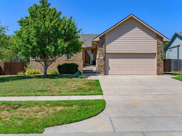 1001 E Splitwood Way St, Derby, KS 67037