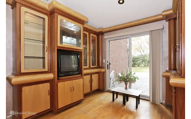 Sold by Douglas Elliman | media 52