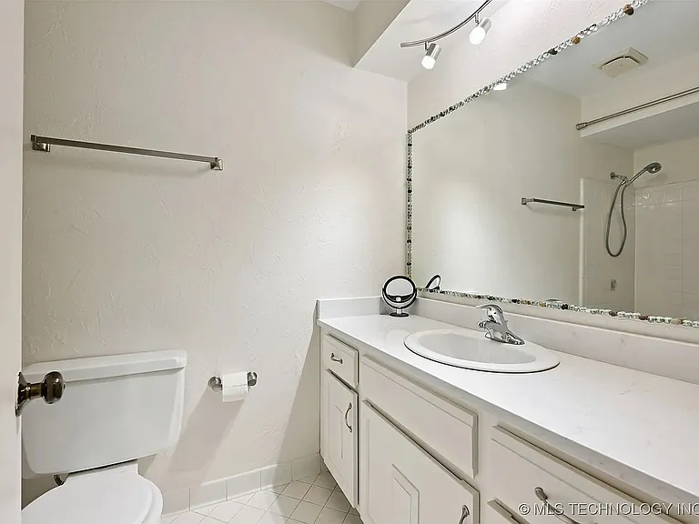 6814 S Toledo Ave #414 — Photo 12