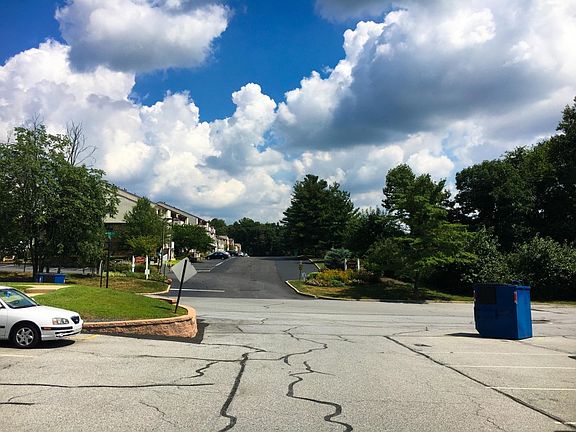 5th image of 5200 Hilltop Dr #434